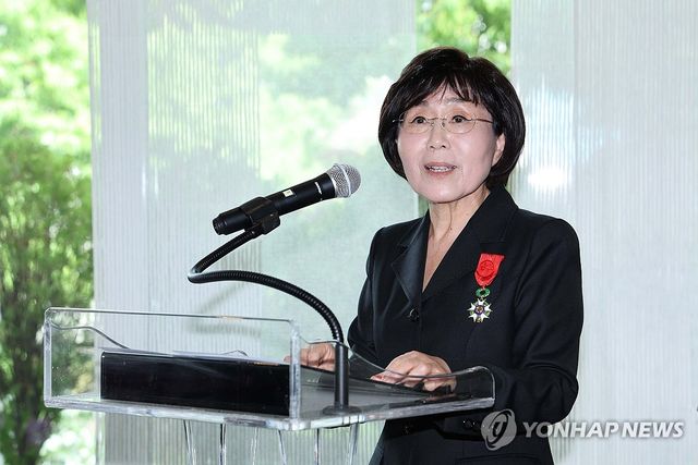 인사말 하는 최정화 CICI 이사장