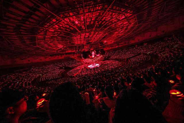 밴드 데이식스 세 번째 월드투어 '포에버 영' KSPO돔 피날레 공연