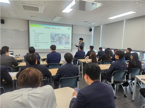 한독모터스 서초지점에서 진행된 서초구 '찾아가는 난임예방 아카데미'