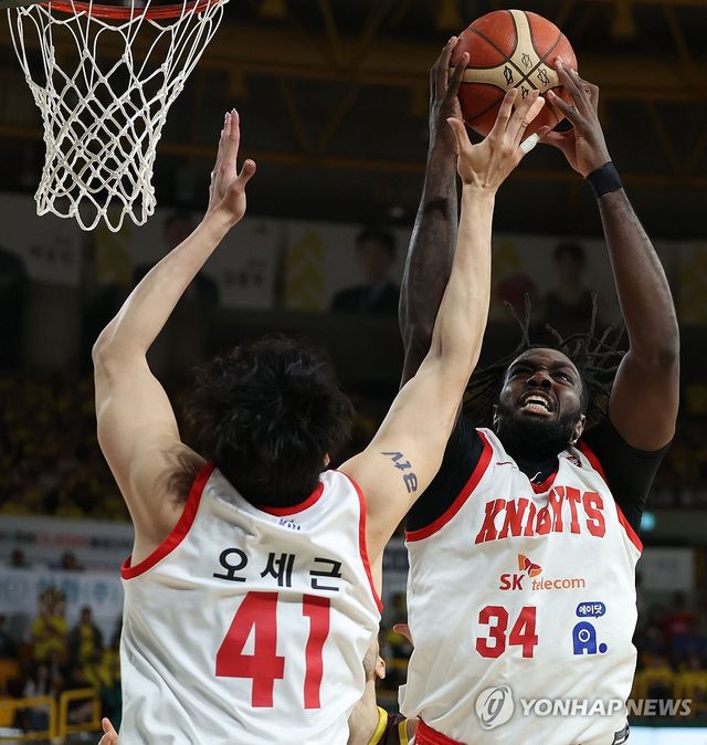 SK 워니 '리바운드'