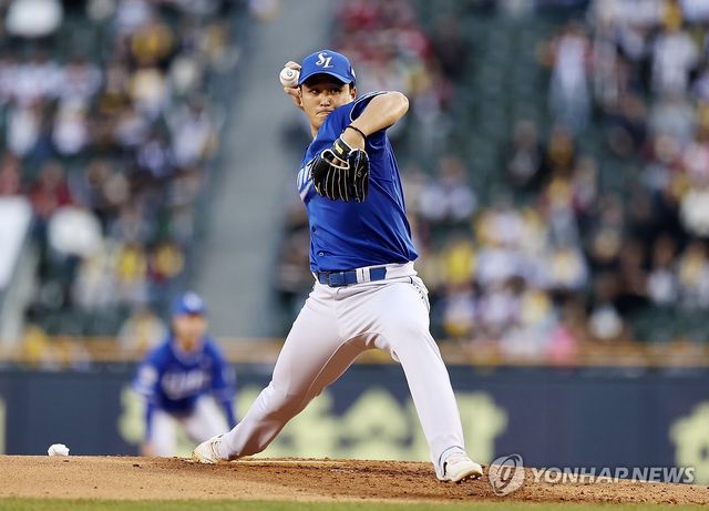 역투하는 삼성 최원태