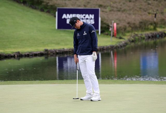 고개 떨군 장유빈