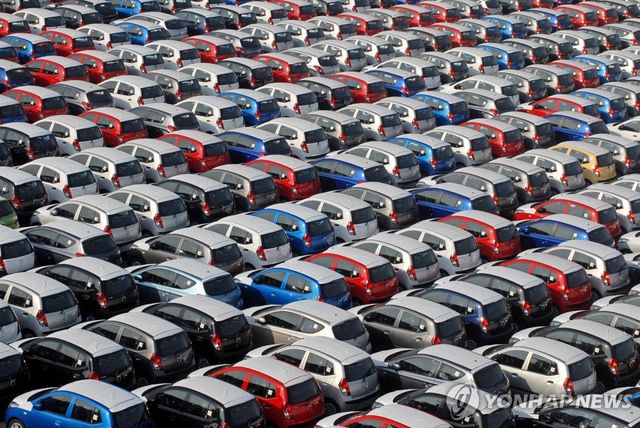 수출 대기중인 한국산 차량