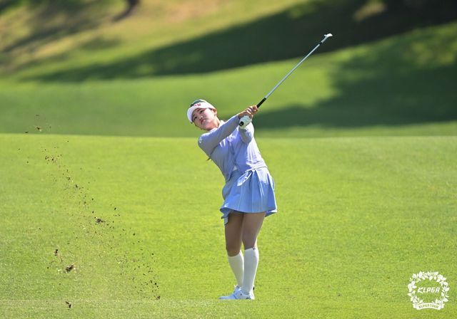 노승희의 아이언샷.