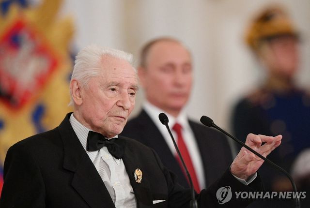 유리 그리고로비치