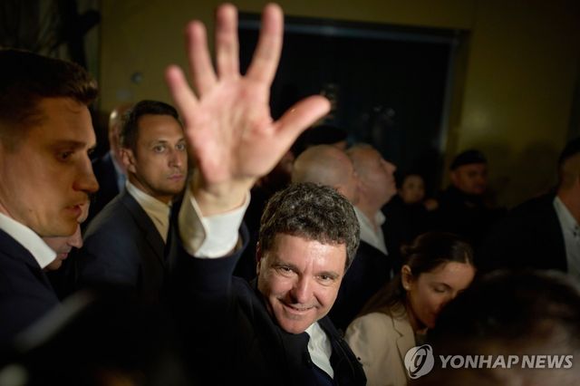 니쿠쇼르 단 루마니아 대통령 당선자