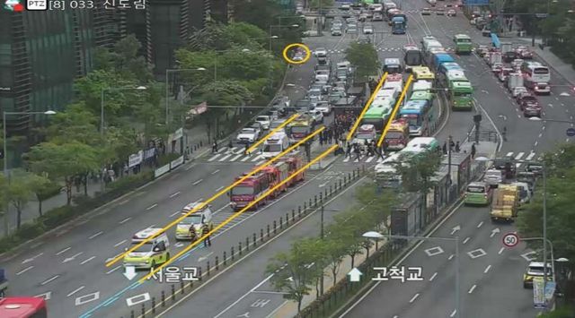 경인로 버스 추돌사고 현장 CCTV