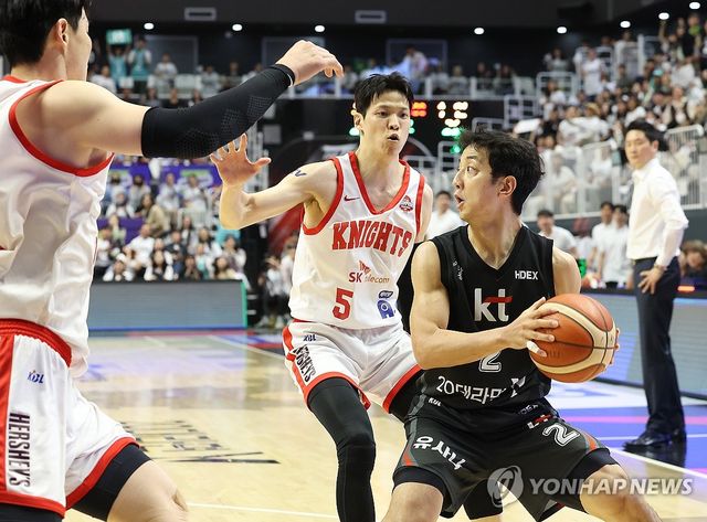 수비에 막힌 허훈