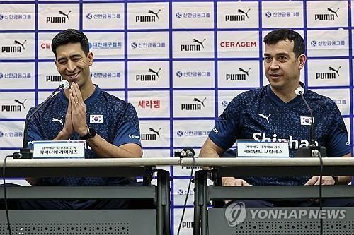남녀 배구 대표팀 감독 기자회견