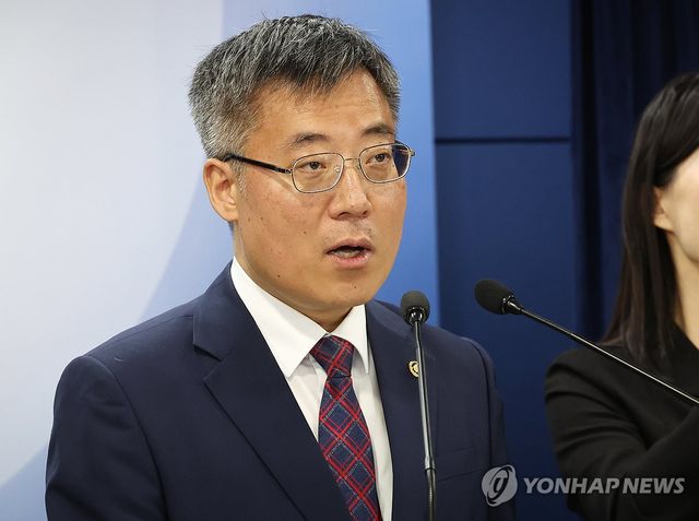 김석우 법무부 차관 [연합뉴스 자료사진]