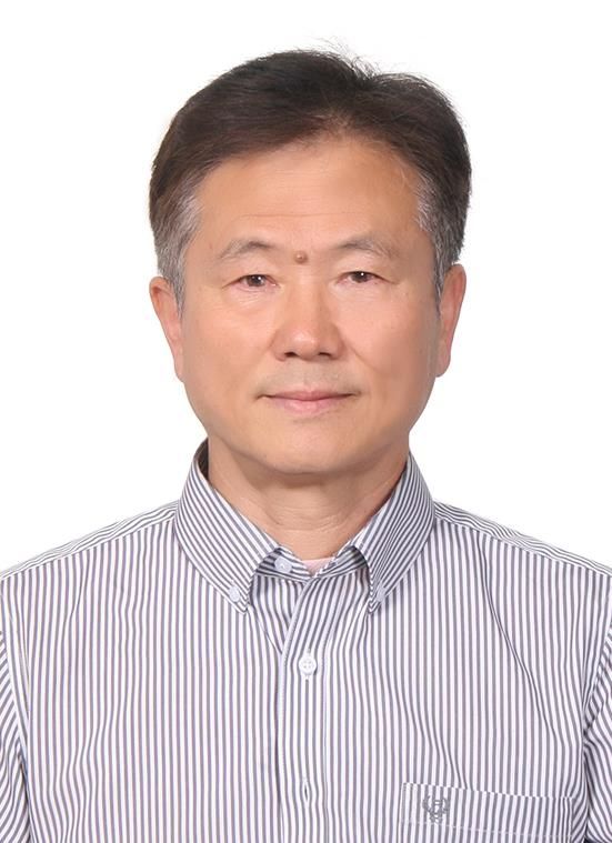 성우용 과우봉사회 총무