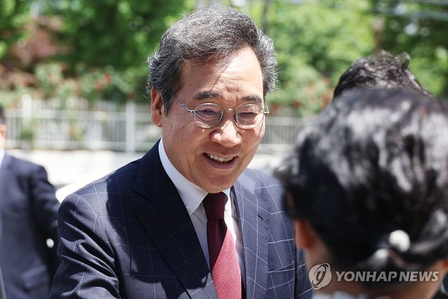 대구 찾은 이낙연 상임고문