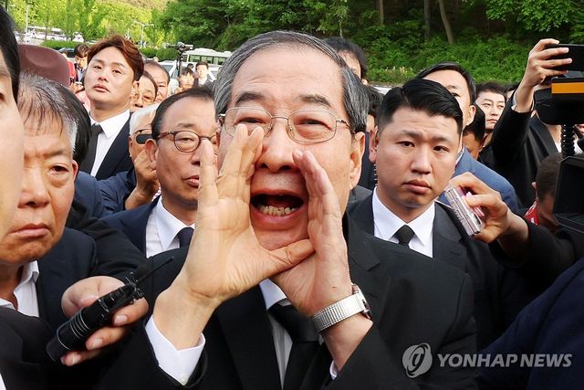 "저도 호남 사람입니다" 호소하는 한덕수 전 총리