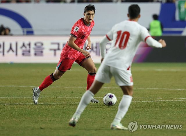 드리블하는 박용우