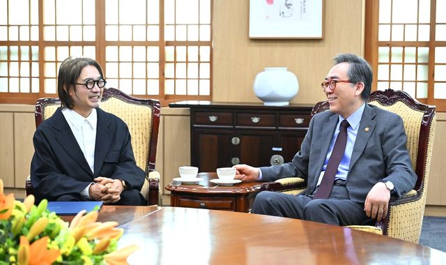 외교부, APEC 정상회의 문화행사 예술감독으로 양정웅 위촉