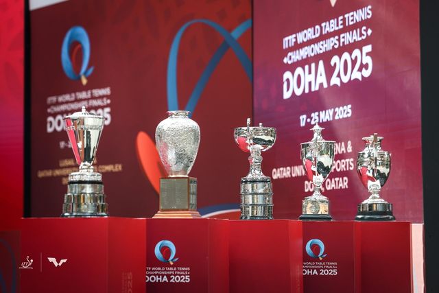 도하 세계탁구선수권 우승 트로피