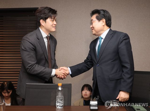 국민의힘 김용태 비대위원장-새미래민주당 전병헌 대표 회동