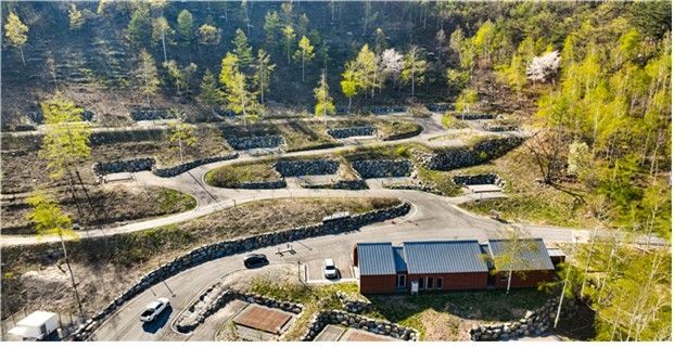 매봉산 숲속 야영장 전경