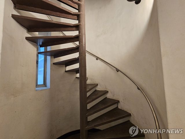 남영동 대공분실 나선형 계단