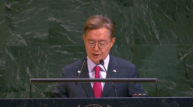 유엔총회 발언하는 황준국 주유엔 대사