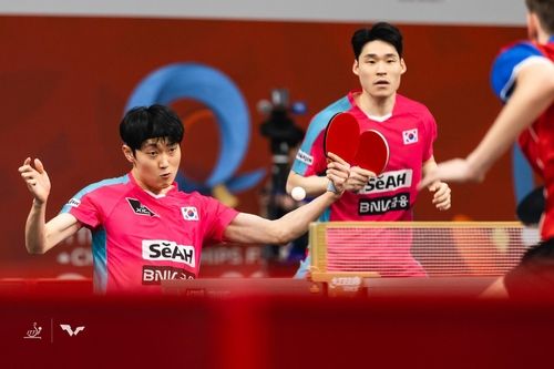 세계탁구선수권 남자복식에 나선 조대성(왼쪽)과 장우진