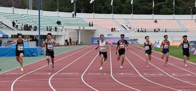 전국종별육상선수권 남자 일반부 200ｍ 결선 피니시 라인