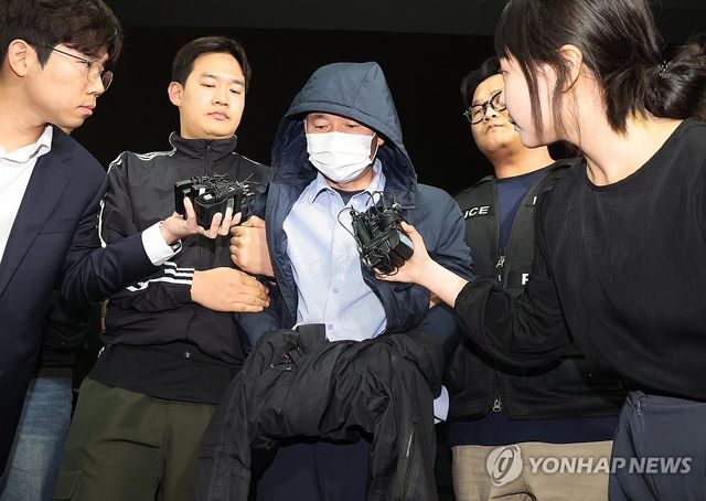 시흥 흉기사건 용의자 시흥경찰서로 압송