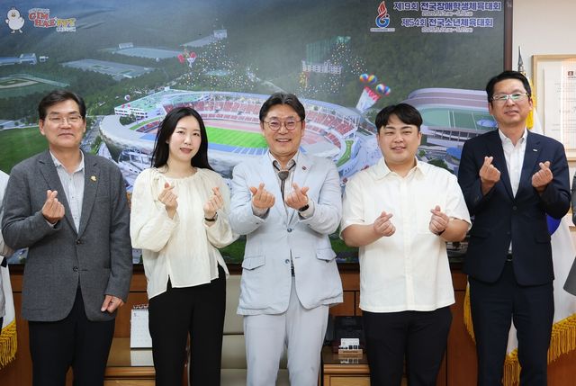 '나는 김해솔로' 1호 결혼 커플