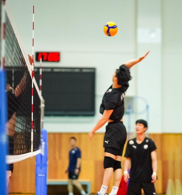 스파이크하는 이우진