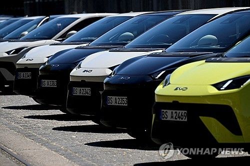 독일의 한 행사장에 전시된 비야디 차량