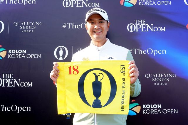 다오픈 출전권을 받고 기뻐하는 깨우깐자나.