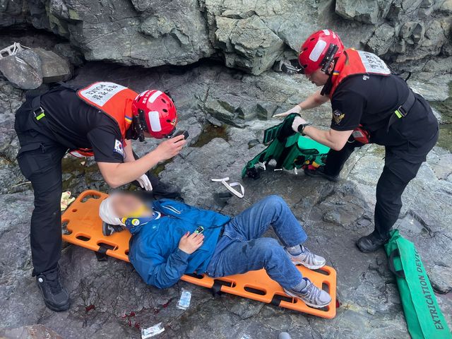 부산서 70대, 5ｍ 바위 아래로 추락해 중상