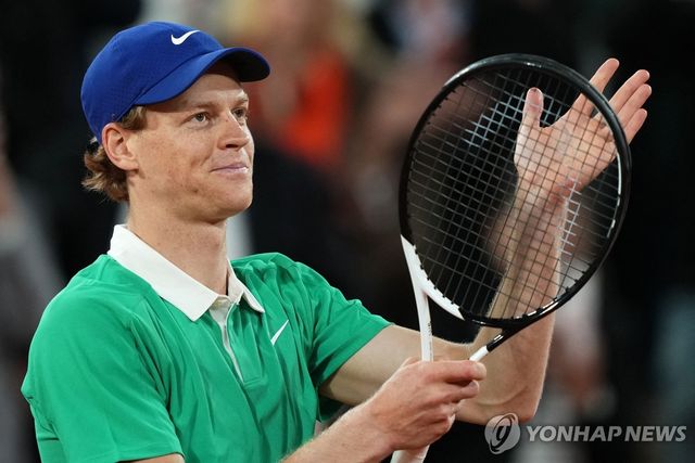 1회전 승리 신네르