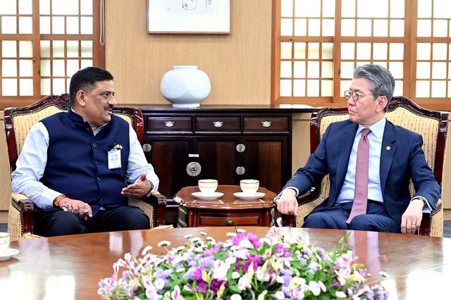 인도 의회 대표단 만난 김홍균 외교부 1차관