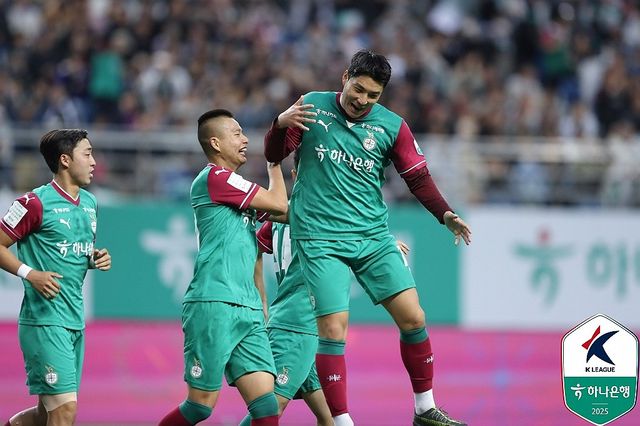 골 세리머니 하는 대전 주민규