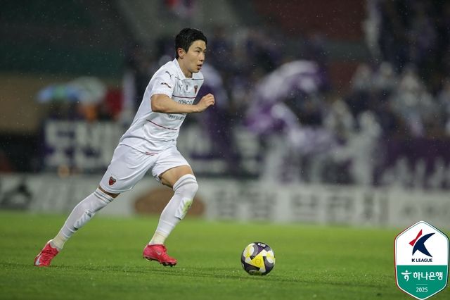 포항의 스피드 레이서 김인성