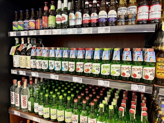 필리핀 마닐라 현지 마트에 진열된 하이트진로 제품