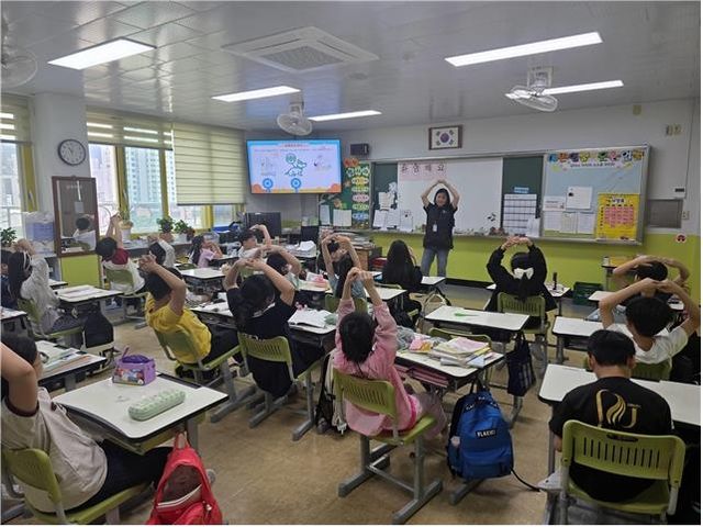 초등학생 대상 동물 생명 존중 교육