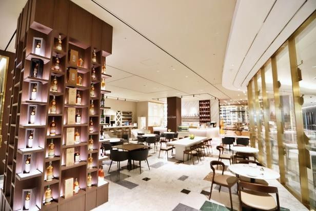 롯데백화점 에비뉴엘 잠실점 6층 '클럽 코라빈'