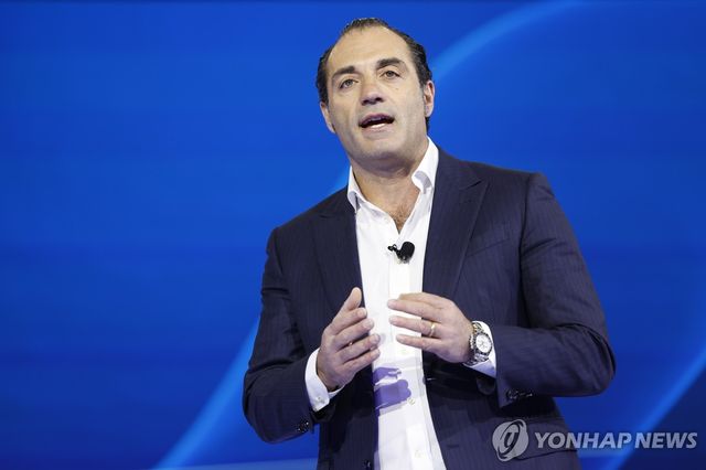 안토니오 필로사 스텔란티스 새 CEO