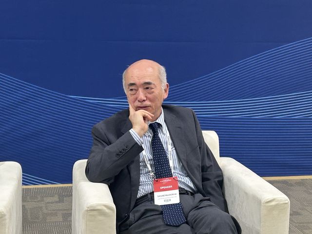 방한한 사사에 겐이치로 전 일본 외무성 사무차관