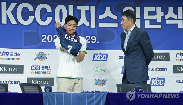 부산 KCC로 이적한 허훈