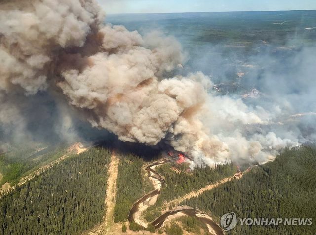 캐나다 앨버타주 산불