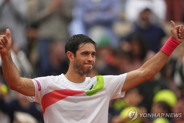 루드 꺾은 보르헤스