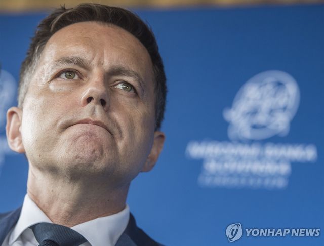 페테르 카지미르 슬로바키아 중앙은행 총재