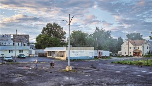 그레고리 크루드슨 '재활용 센터'