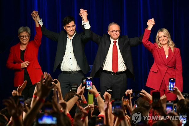 호주총선 노동당 승리…앨버니지, 21년만에 첫 연임 호주 총리