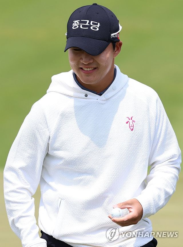 1번홀 파로 마무리한 김민규