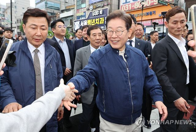 파기환송 판결 이후 '경청 투어' 시작한 이재명 후보