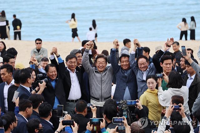 '동해안벨트' 민심 공략 나선 이재명 후보